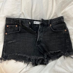 Zara shorts size 6! Have them listed in blue denim as well!